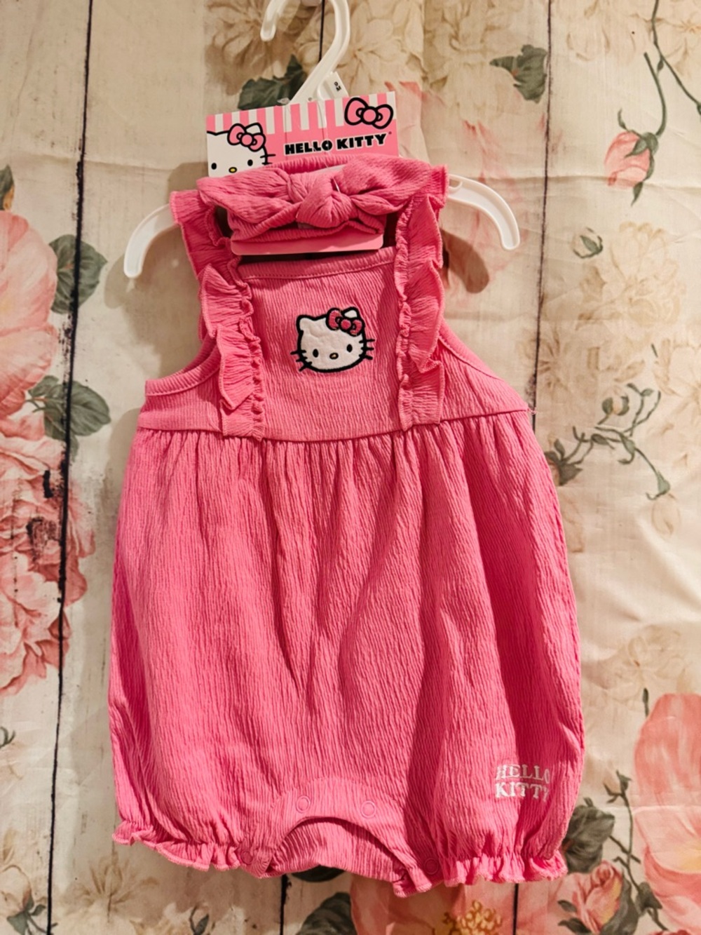 Hello Kitty Baby Girl Clothes 2 Pc Set Romper Overall & Bow Pink 9 Months NWT